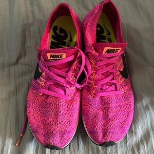 Nike pink zoom size 6.5